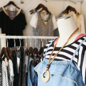 春服に合うバッグや靴を揃えよう♪ オススメ服飾雑貨5点をクローズアップ