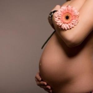 妊婦の頭痛や鼻づまりの対処法
