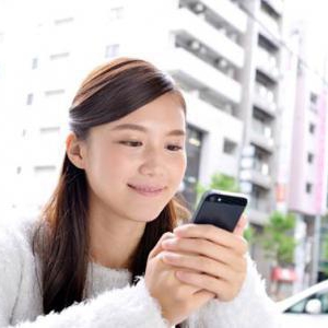 傷つくのは嫌。気になる男性に既読無視させないLINE術