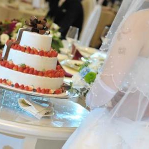 結婚を不安に思う女性に