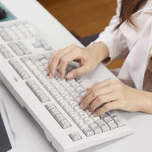 現代人に付きまとう辛い肩こりの解消法