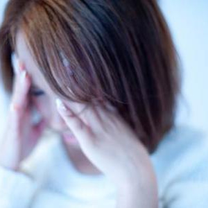 二日酔いによる頭痛を治す方法