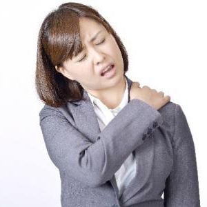 辛い肩こりの原因は?