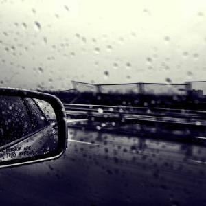 リアルタイムで監視している雨のレーダー