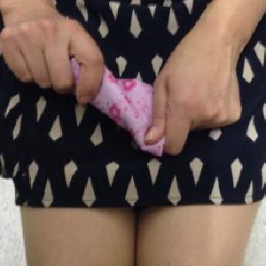ハンカチで顔や身体についた汗を拭うときの方法及びハンカチの洗濯の仕方