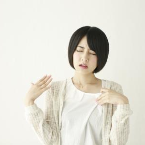 顔の汗を早く引かせる、汗かきさん必見簡単アイデア