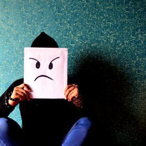脇汗が出る原因の一つはストレスです