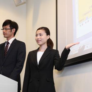 緊張した時の脇汗は臭いがあることも・・・