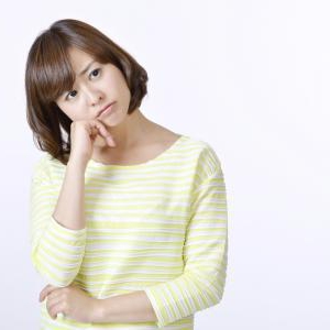 脇汗パッドを使った脇汗対策で、服の染みつきや臭いを乗り切る