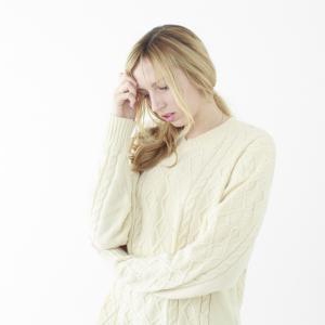 女の人の方が脇汗の臭いに悩まされやすい理由