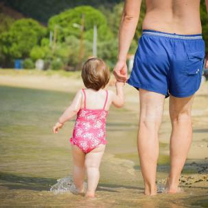 赤ちゃんの脱水症予防にこまめな水分補給を
