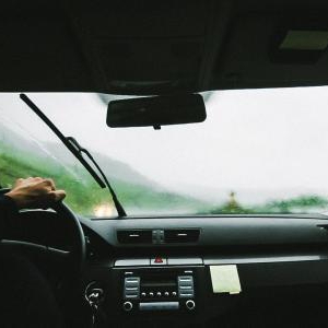 雨の日でも楽しく過ごすためのデートコース