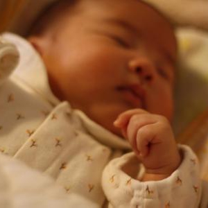 鼻づまりは赤ちゃんの天敵!解消することができる身近なモノとは
