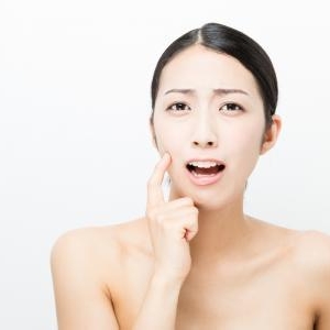 繰り返しできる大人ニキビから解放! 救世主コスメはこれ!