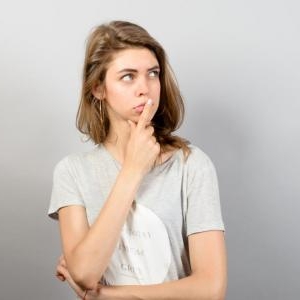 唇を薄くする方法で得られる効能とは?