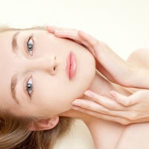 ほうれい線を目立たなくする為にしてはいけない、NGなこととは?