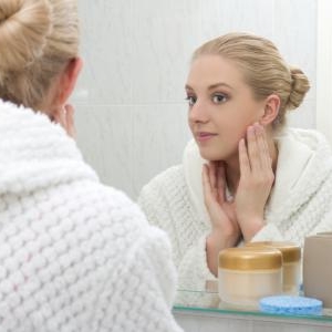 スキンケアで毛穴を目立たなくする方法